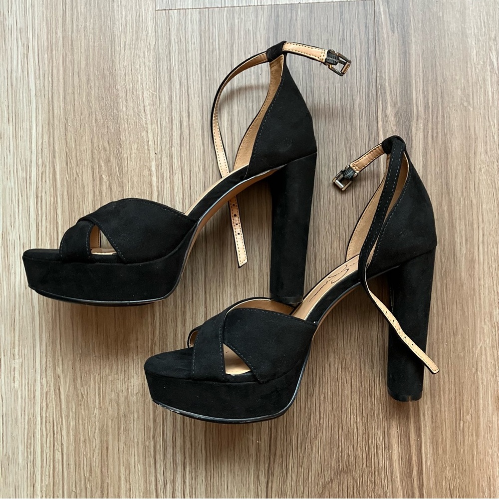 Jessica Simpson Black Cross-Strap Platform Heels
